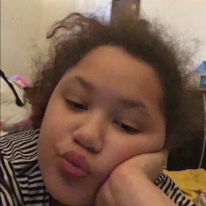Meet your Posher, Najah